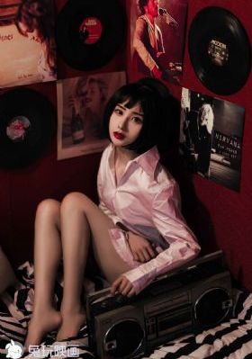 欧美不卡在线一二三区_电影无删减版