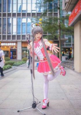 富二代精产国品在线播放_720电影完整版