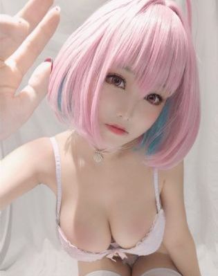 伊人青青久精品_蓝光神马在线观看