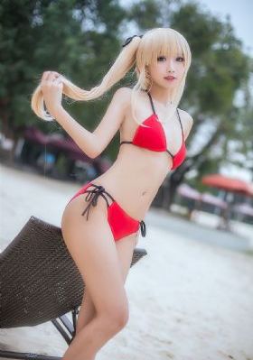 丰满的女老板bd中文字幕_超清免费观看最新